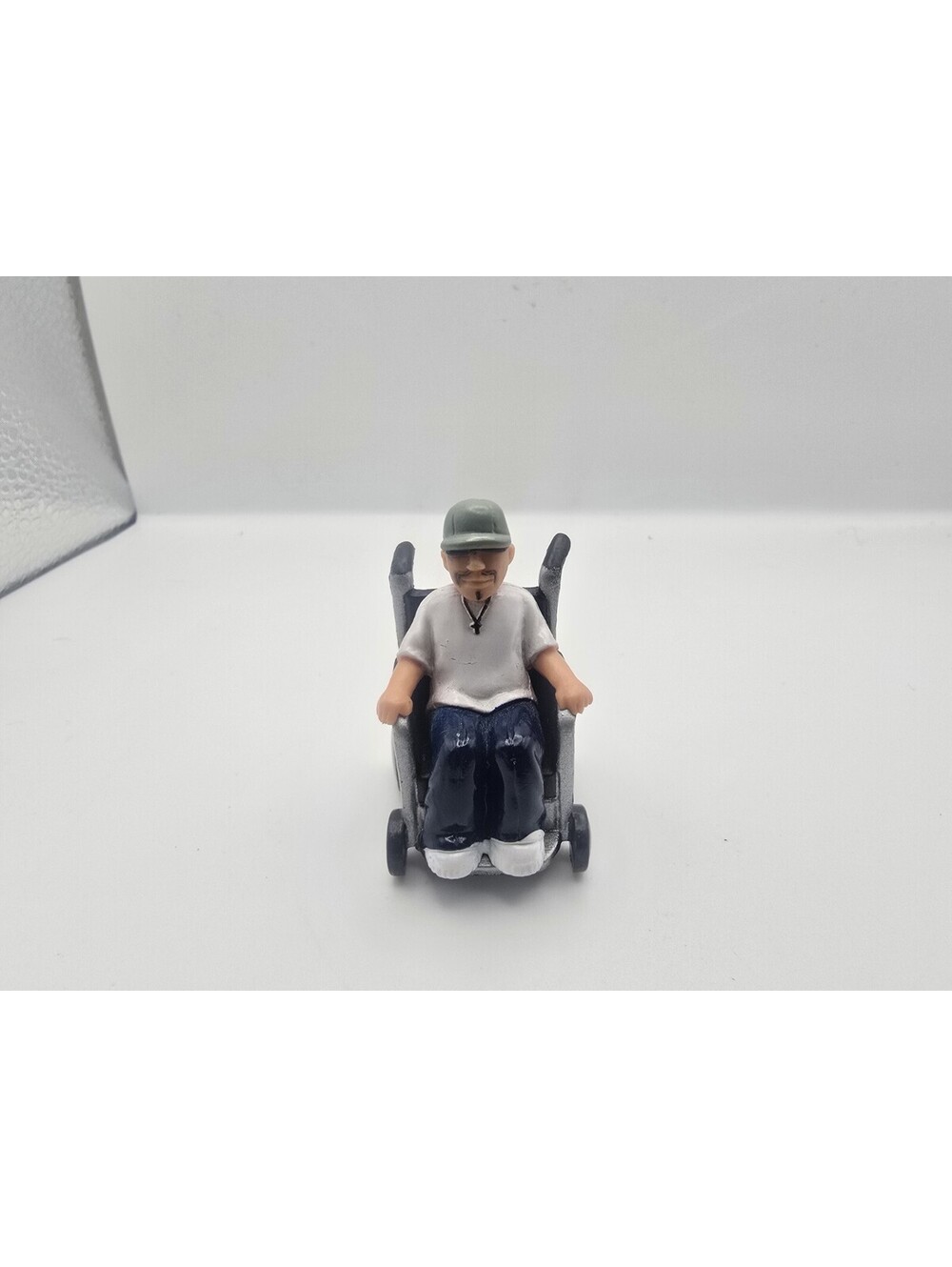 Homies Series 4 “Willie G” Wheelchair Figure 1/32 Scale